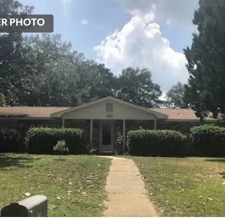 310 Priscilla Dr Apartment